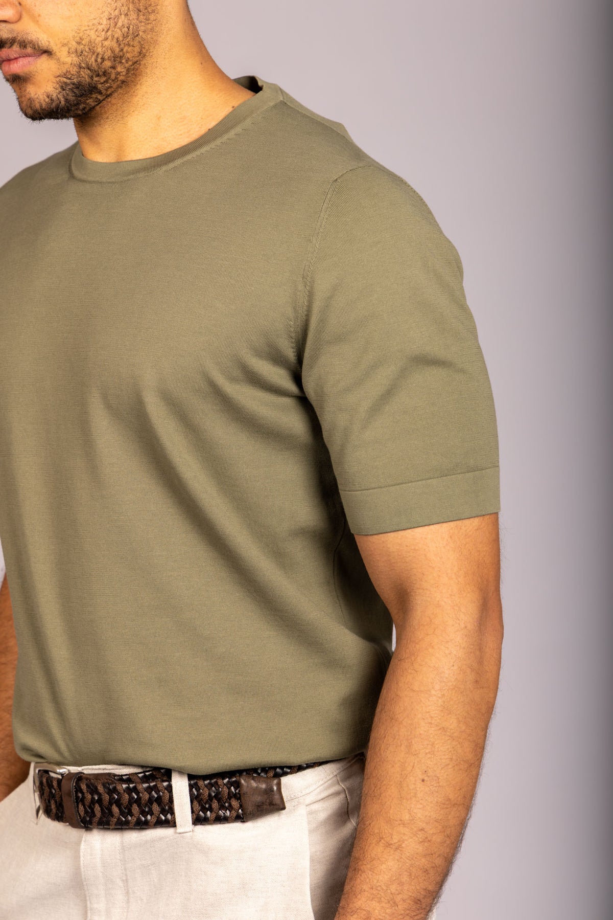 Olive green crew neck T-shirt – Featherstone London men’s T-shirts - Close up